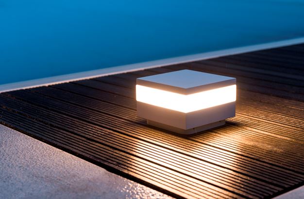 UPPER 3000K 820LM 10W IP65 BLANC MAT