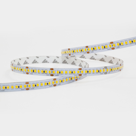 RUBAN 2835 210LEDS/M